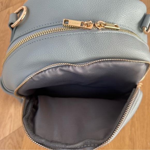 Medium Sized Backpack - Picture 7 of 9